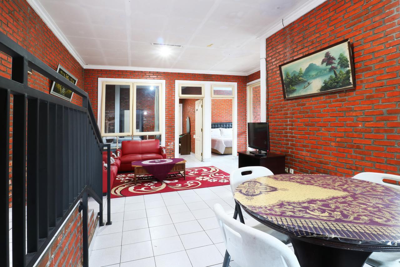Villa Madani Paragajen Buitenkant foto