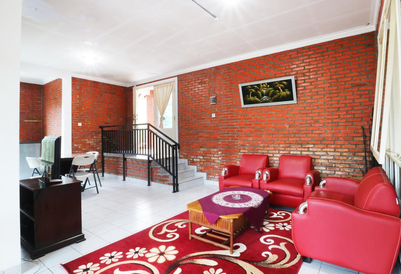 Villa Madani Paragajen Buitenkant foto