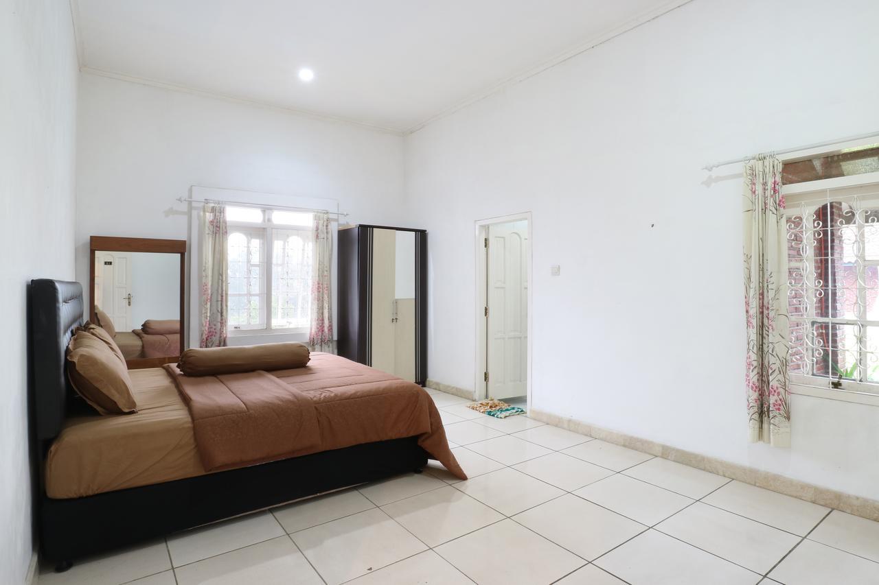 Villa Madani Paragajen Buitenkant foto