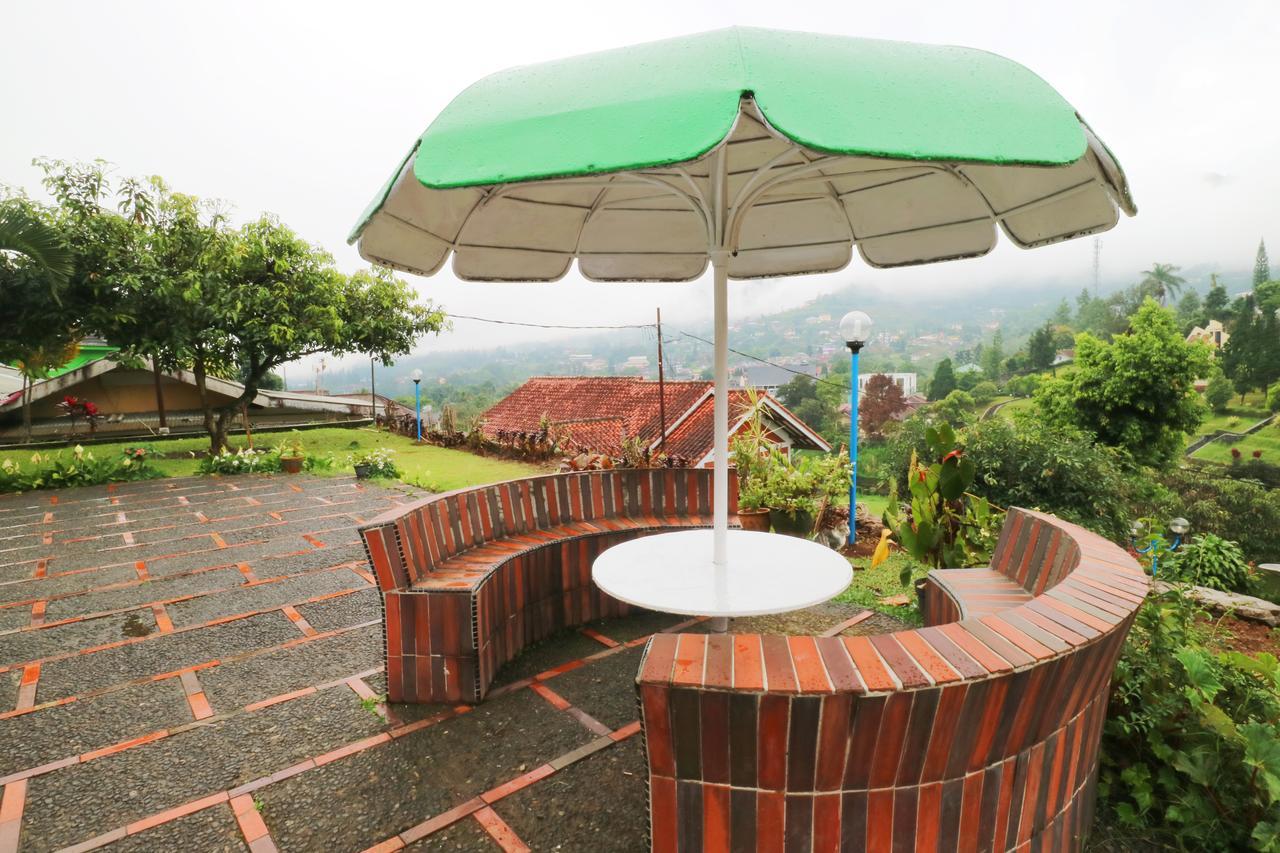 Villa Madani Paragajen Buitenkant foto