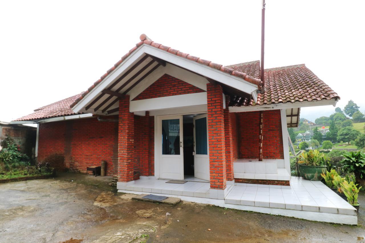 Villa Madani Paragajen Buitenkant foto
