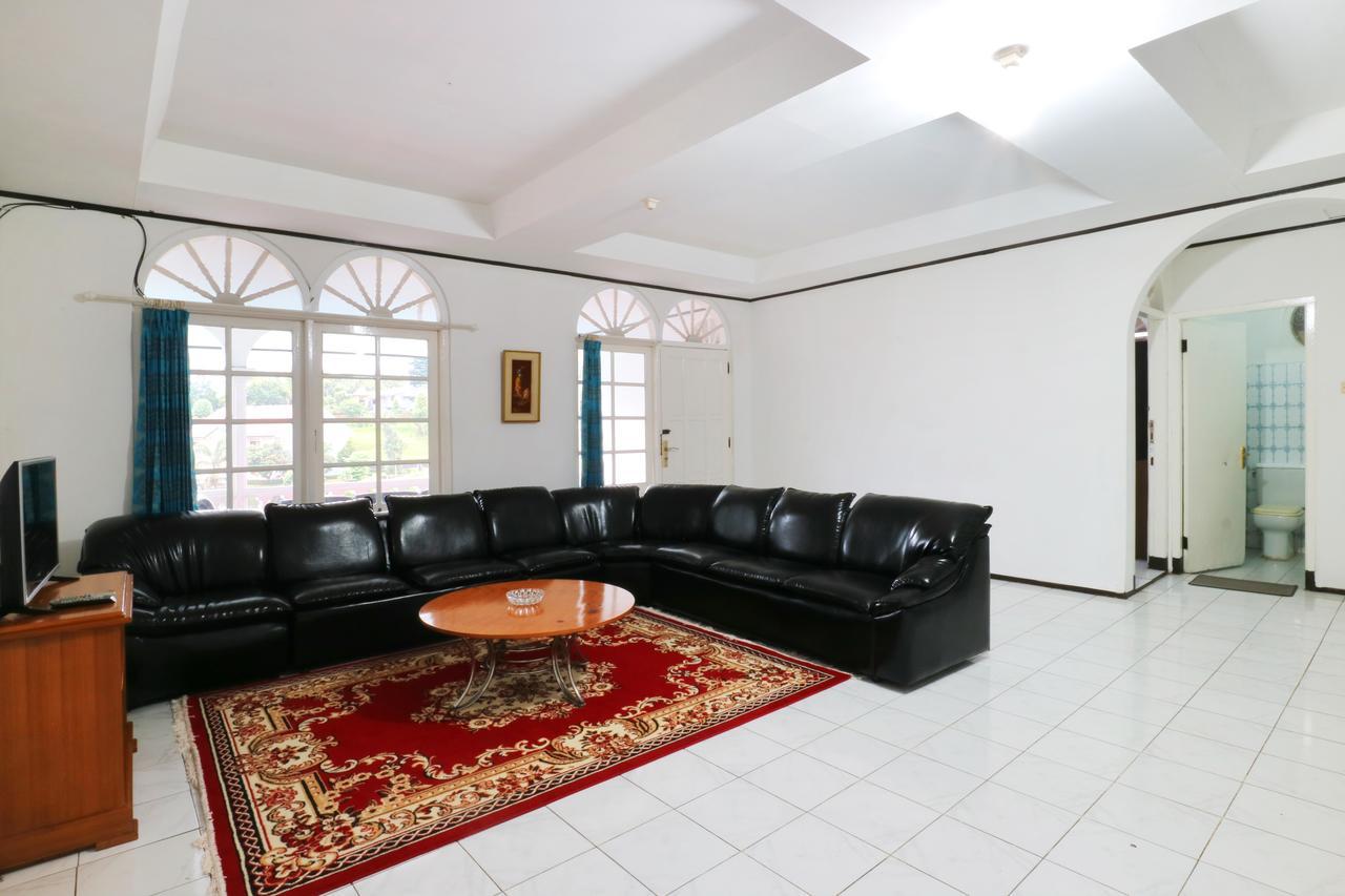 Villa Madani Paragajen Buitenkant foto