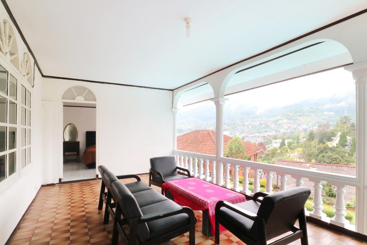 Villa Madani Paragajen Buitenkant foto