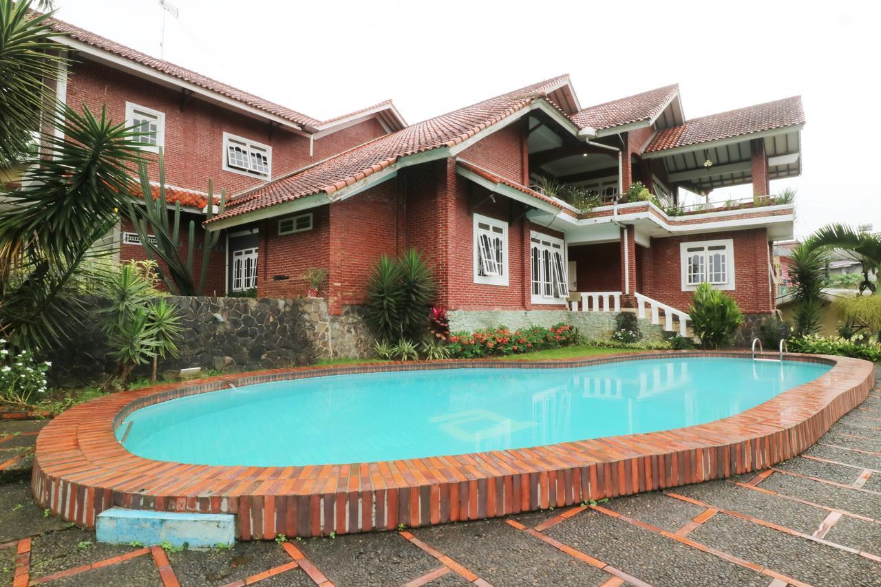 Villa Madani Paragajen Buitenkant foto